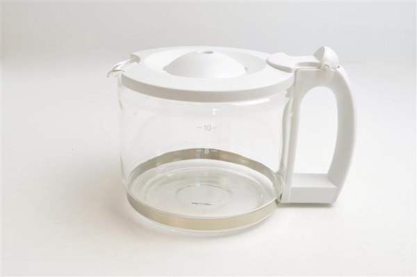 Glass carafe