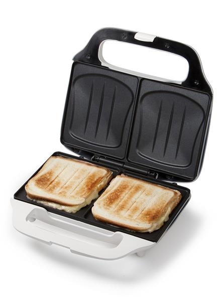 DOMO XL croque: grilling plates 50% larger